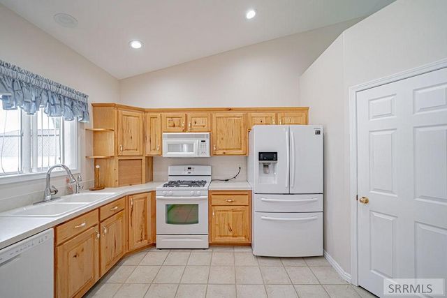 1337 Oma Jeane Drive, Idaho Falls, ID 83402