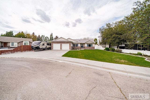 1337 Oma Jeane Drive, Idaho Falls, ID 83402