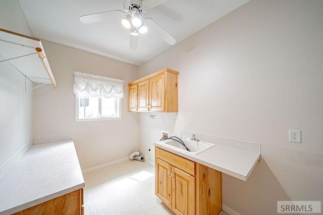1337 Oma Jeane Drive, Idaho Falls, ID 83402