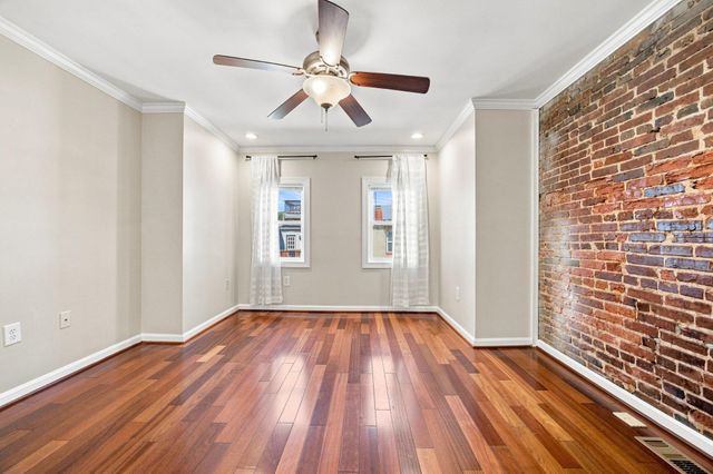 142 N LINWOOD AVE, Baltimore, MD 21224