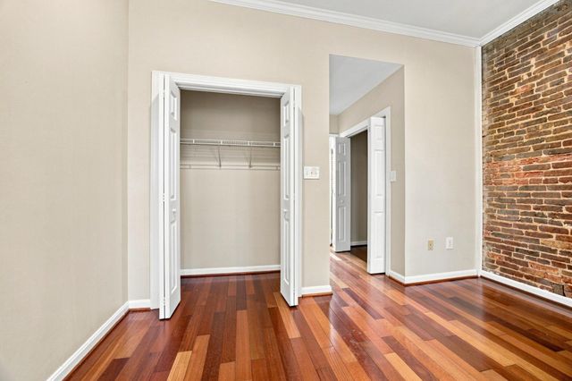 142 N LINWOOD AVE, Baltimore, MD 21224