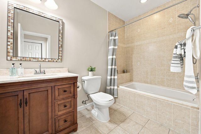 142 N LINWOOD AVE, Baltimore, MD 21224