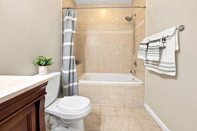 142 N LINWOOD AVE, Baltimore, MD 21224