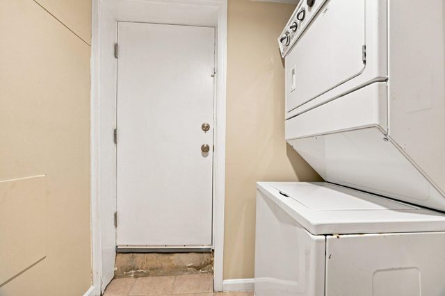 142 N LINWOOD AVE, Baltimore, MD 21224