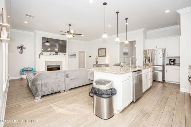 6956 Osprey Drive, Ocean Springs, MS 39564