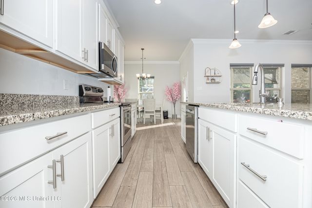 6956 Osprey Drive, Ocean Springs, MS 39564