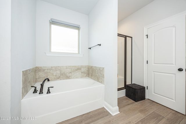 6956 Osprey Drive, Ocean Springs, MS 39564