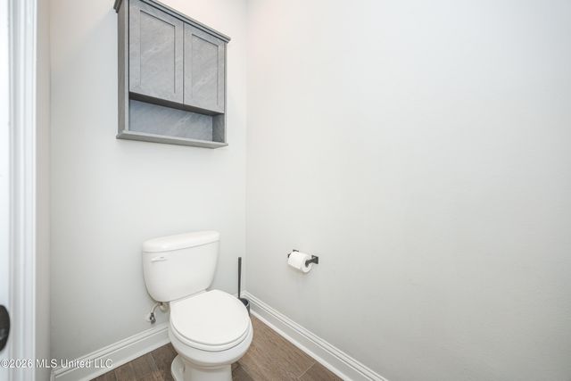 6956 Osprey Drive, Ocean Springs, MS 39564