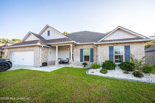 6956 Osprey Drive, Ocean Springs, MS 39564