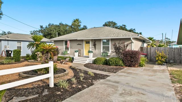 21508 Sunset Avenue, Panama City Beach, FL 32413