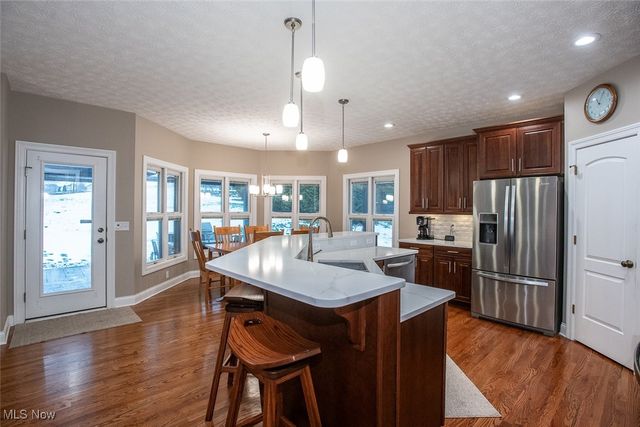 355 Wakefield Run Boulevard, Hinckley, OH 44233