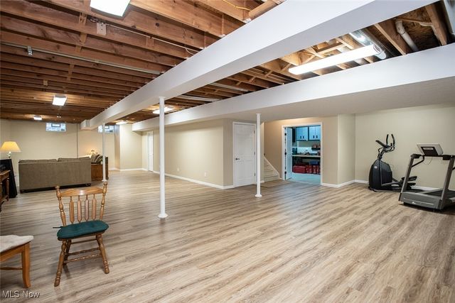 355 Wakefield Run Boulevard, Hinckley, OH 44233