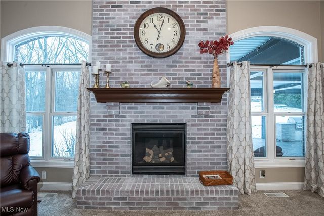 355 Wakefield Run Boulevard, Hinckley, OH 44233