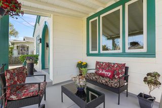 220 Madison Avenue, Redwood City, CA 94061