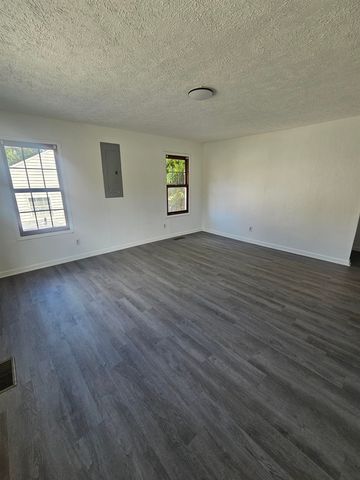 325 Olive Street, Huntington, WV 25705