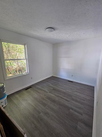 325 Olive Street, Huntington, WV 25705