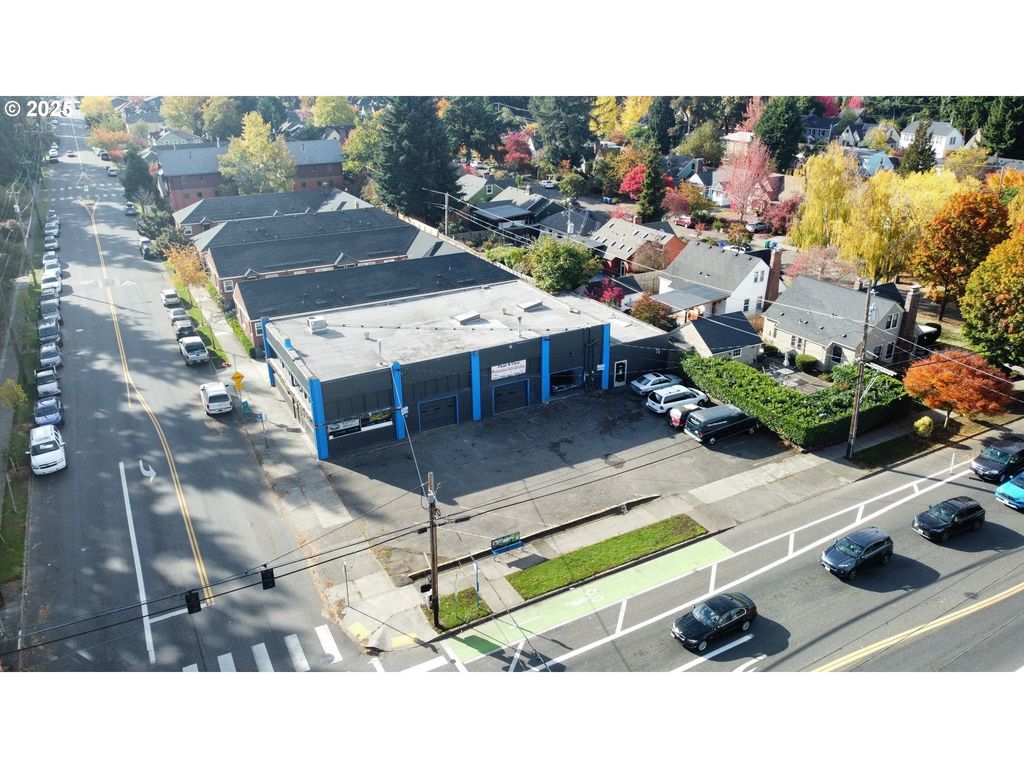 6425 N ALBINA Ave, Portland, OR 97217