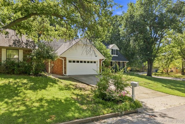 8323 S Indianapolis Avenue, Tulsa, OK 74137