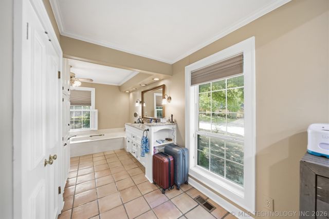 8323 S Indianapolis Avenue, Tulsa, OK 74137