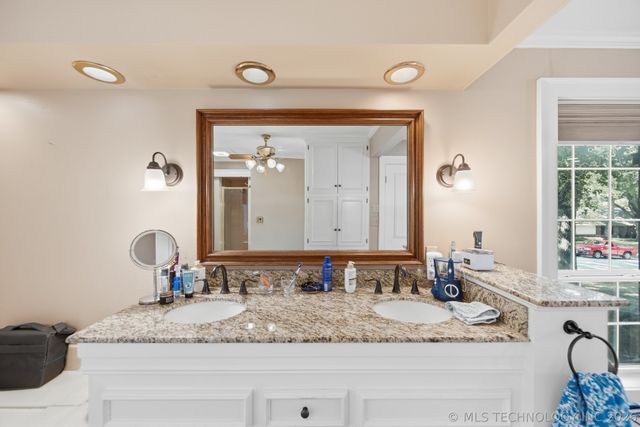 8323 S Indianapolis Avenue, Tulsa, OK 74137