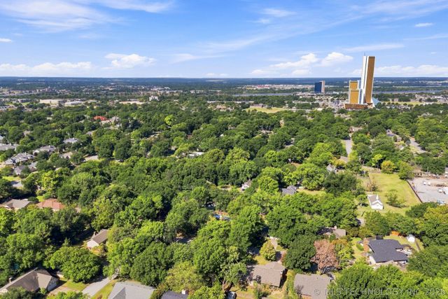 8323 S Indianapolis Avenue, Tulsa, OK 74137