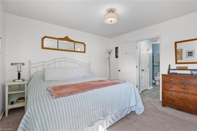 126 Chrisfield Circle, Winston-salem, NC 27104