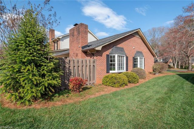 126 Chrisfield Circle, Winston-salem, NC 27104