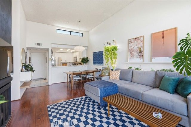 550 Orange Avenue 318, Long Beach, CA 90802