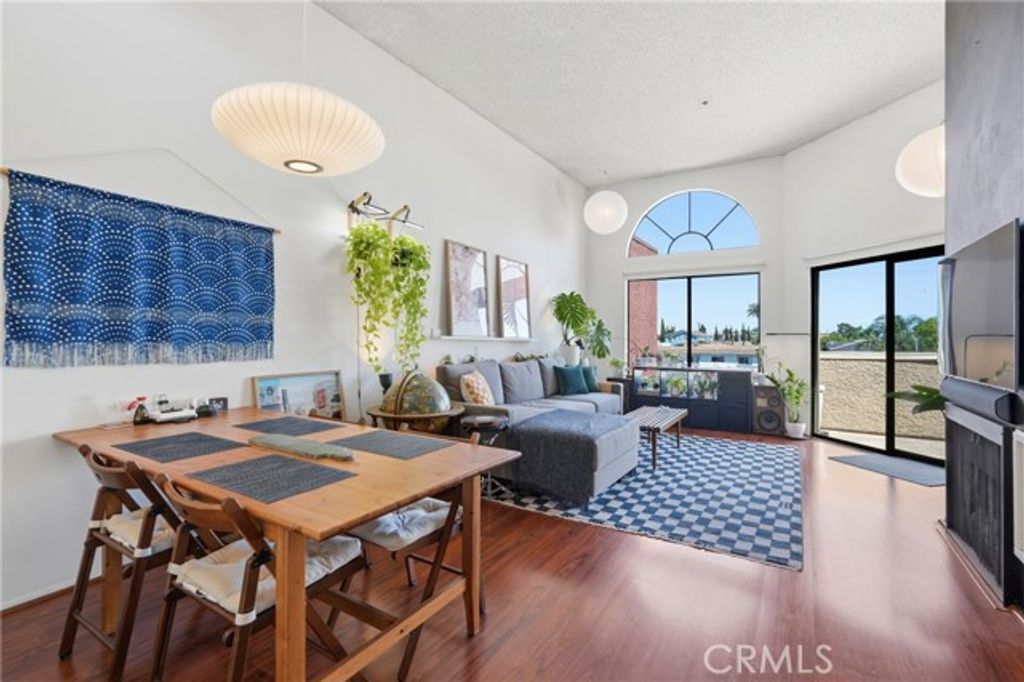 550 Orange Avenue 318, Long Beach, CA 90802