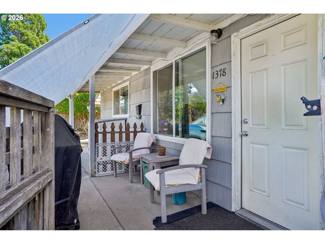 1378 6TH St, Salem, OR 97304