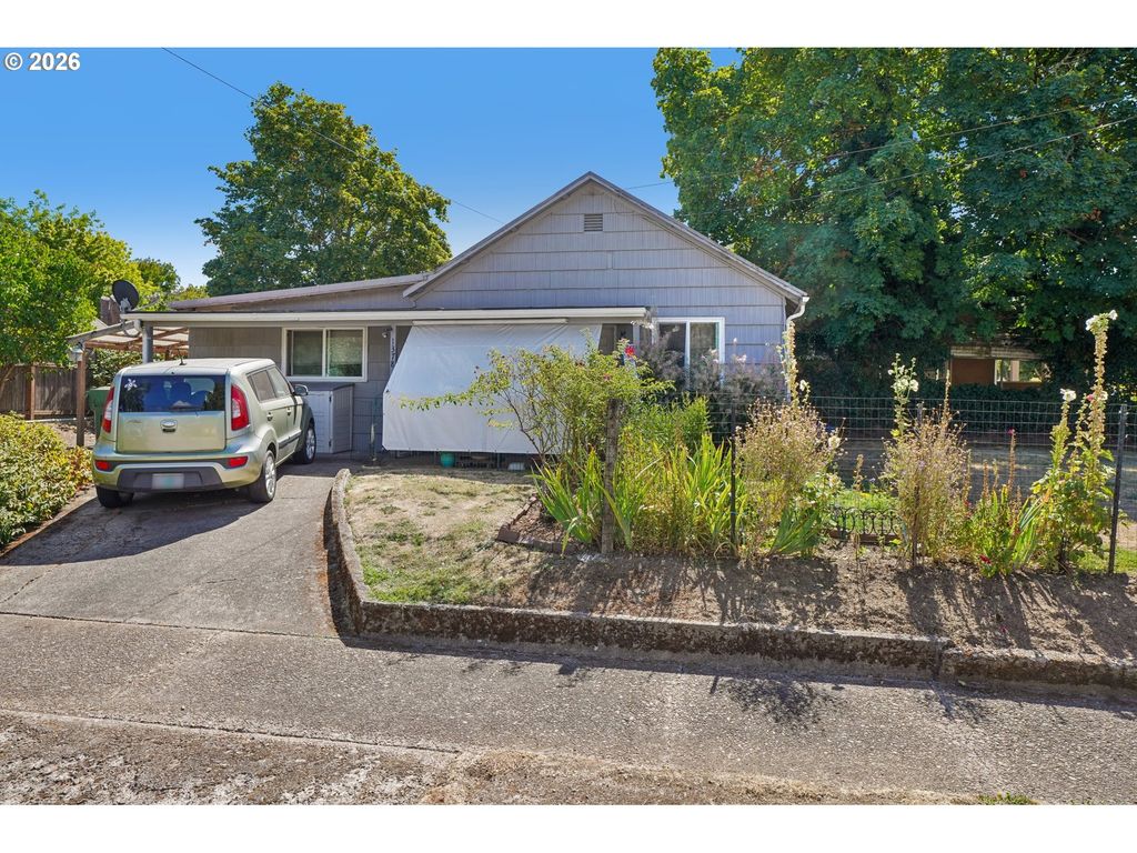 1378 6TH St, Salem, OR 97304