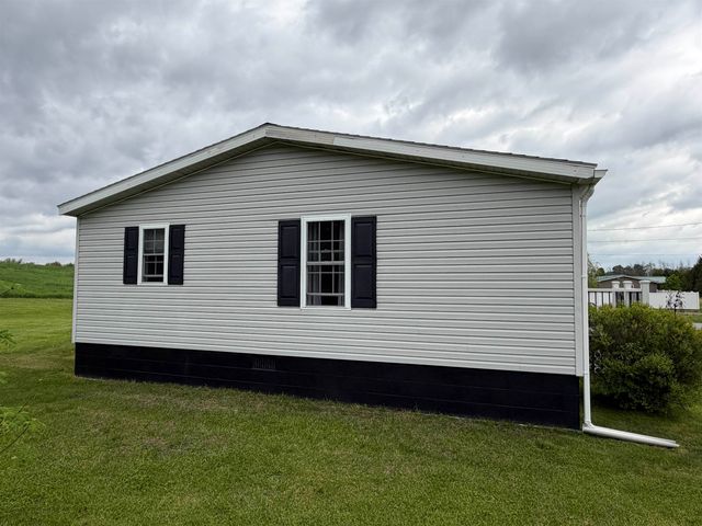 72 Middle Road, Swanton, VT 05488