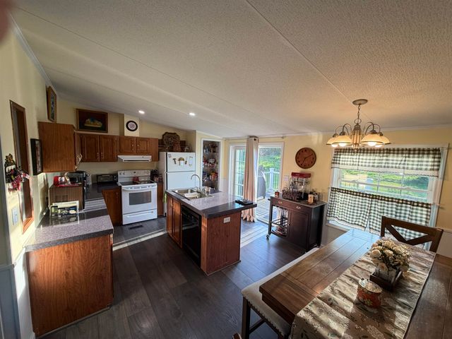 72 Middle Road, Swanton, VT 05488