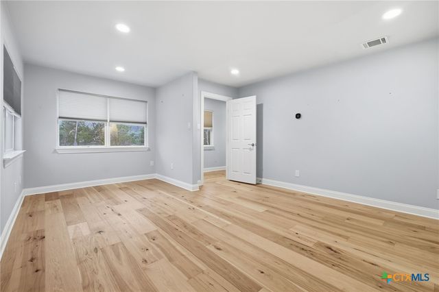 304 Hub Drive, Wimberley, TX 78676