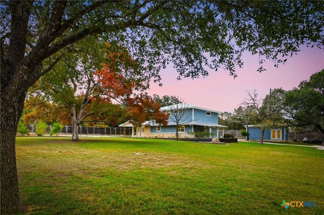304 Hub Drive, Wimberley, TX 78676