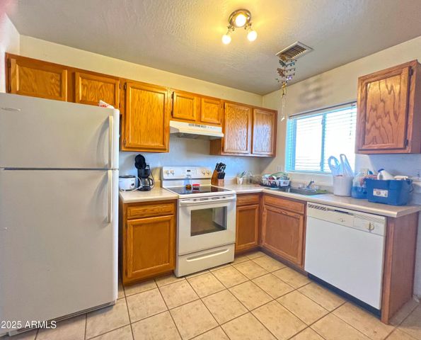 9938 W CENTURY Drive, Arizona City, AZ 85123