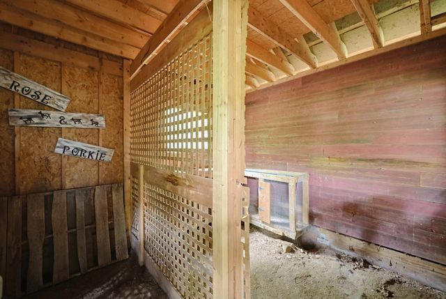 1 Jewell Hill Rd, Ashburnham, MA 01430