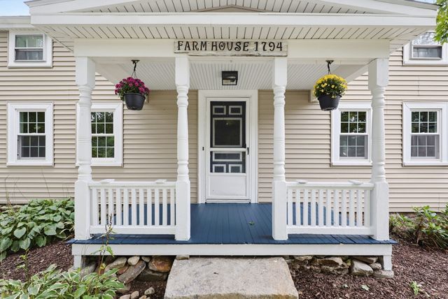 1 Jewell Hill Rd, Ashburnham, MA 01430