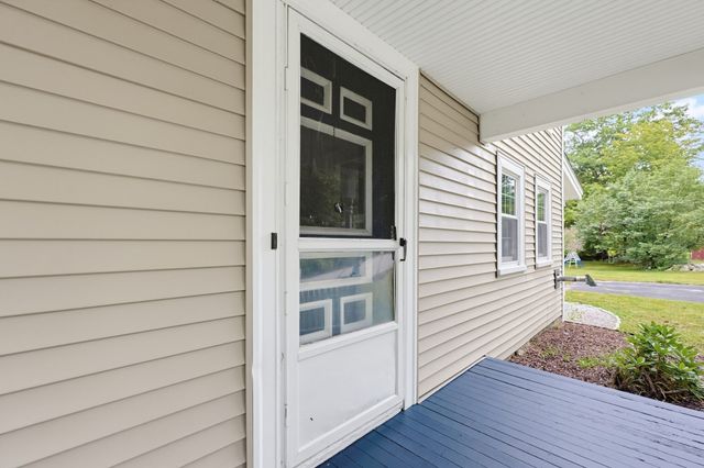 1 Jewell Hill Rd, Ashburnham, MA 01430