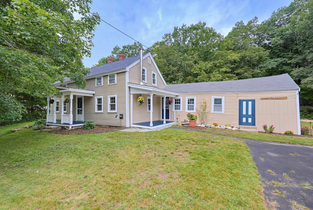 1 Jewell Hill Rd, Ashburnham, MA 01430