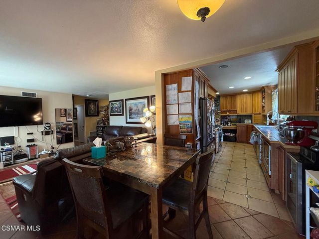 1772 Regent Street, Camarillo, CA 93010