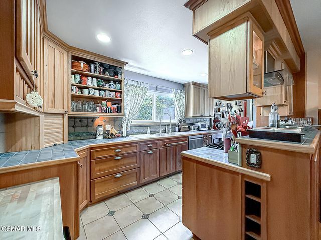 1772 Regent Street, Camarillo, CA 93010