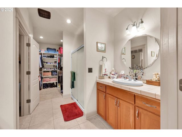 454 SALTY Way, Eugene, OR 97404