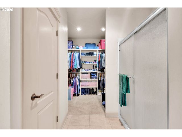 454 SALTY Way, Eugene, OR 97404