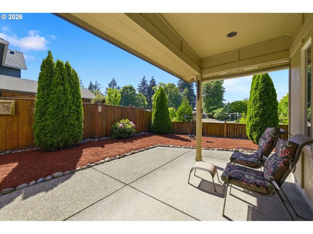 454 SALTY Way, Eugene, OR 97404