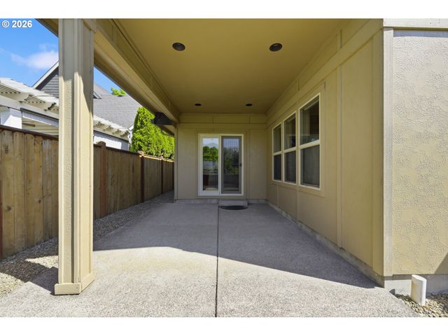 454 SALTY Way, Eugene, OR 97404