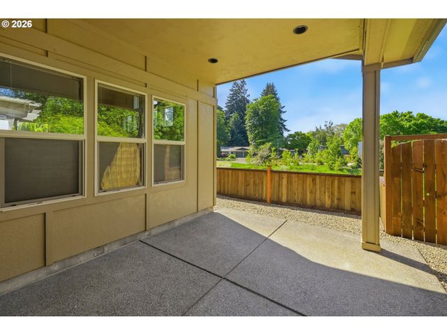 454 SALTY Way, Eugene, OR 97404