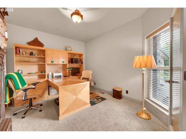 454 SALTY Way, Eugene, OR 97404