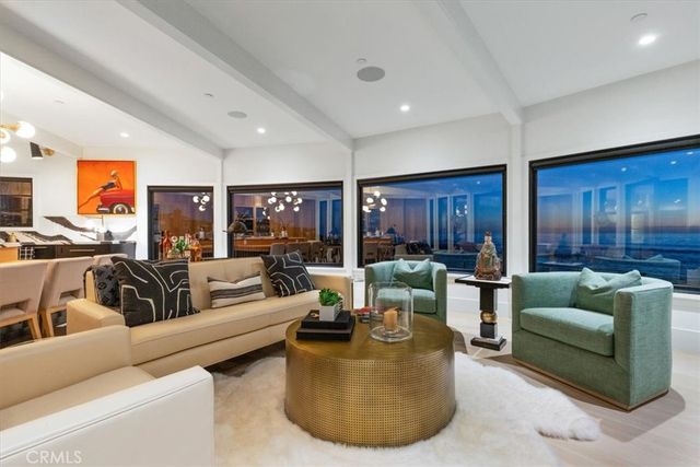 2107 Sherwood Drive, Cambria, CA 93428