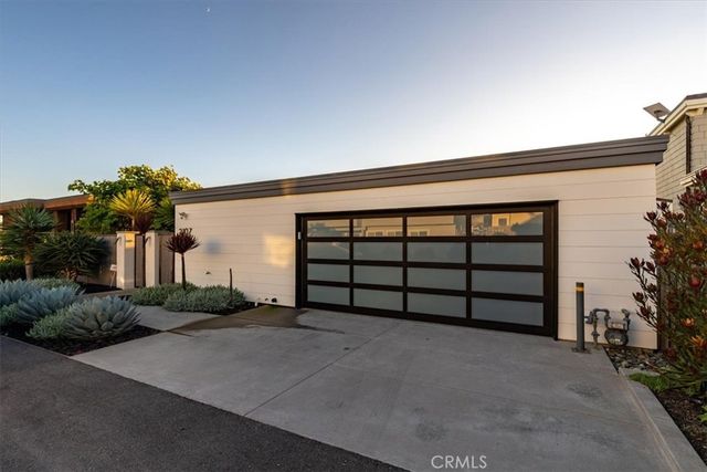 2107 Sherwood Drive, Cambria, CA 93428